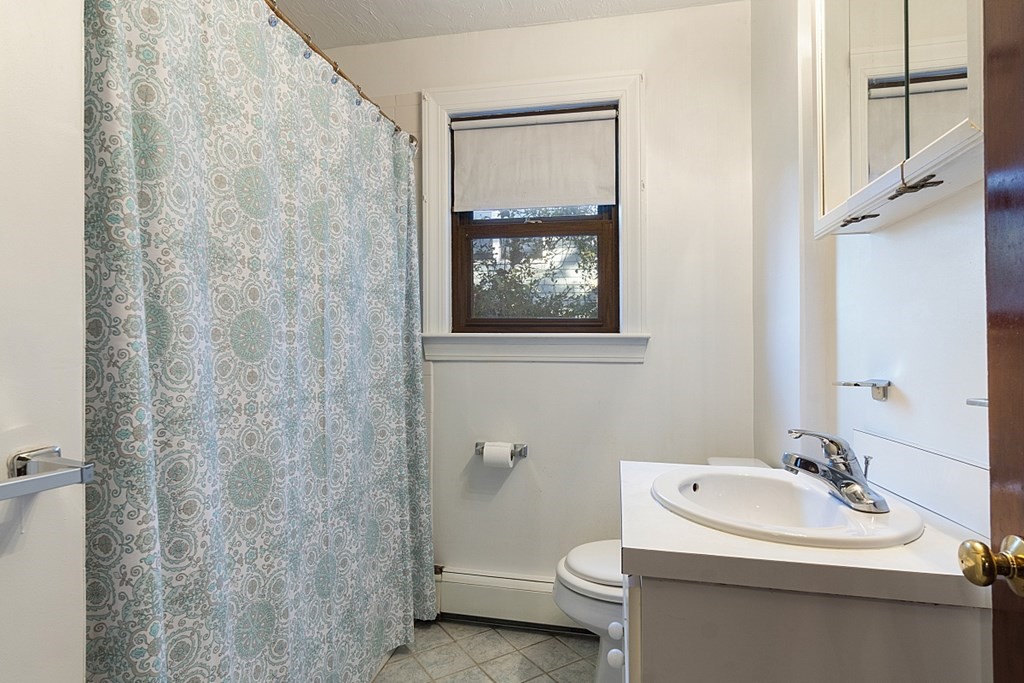 34 Crawford Road Braintree, MA 02184 - Photo 21 of 23 Gallery Image 21