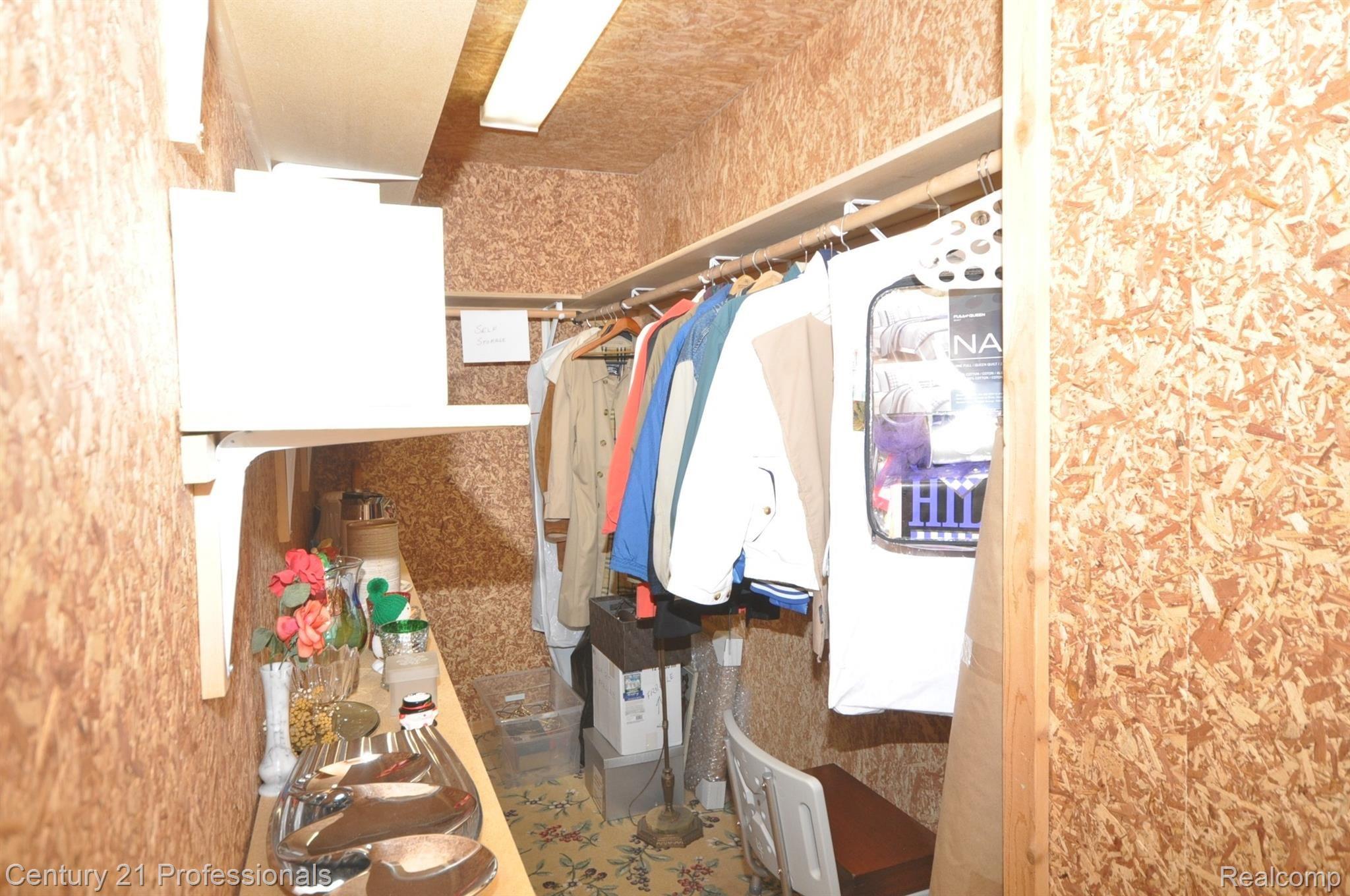 5045 Belmonte Drive Rochester, MI 48306 - Photo 35 of 52 34-5045 Belmonte.JPG