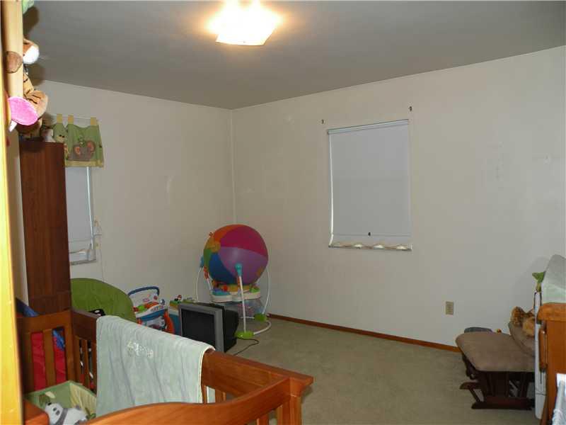954 Armbrust Hecla Road Mount Pleasant, PA 15685 - Photo 19 of 25 Bedroom. Bedroom side 2