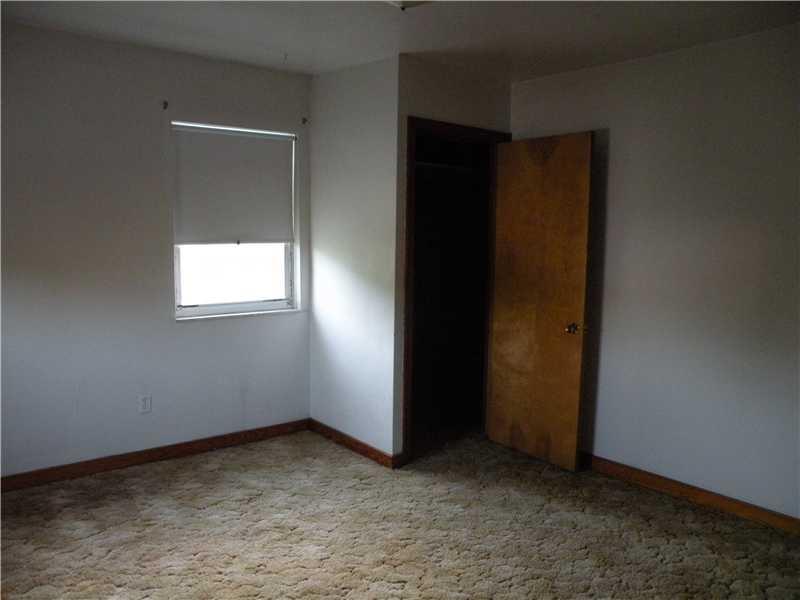 954 Armbrust Hecla Road Mount Pleasant, PA 15685 - Photo 10 of 25 Bedroom. Bedroom 2 side 1