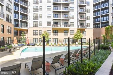 2957 Eskridge Road Fairfax, VA 22031 - Photo 30 of 30 a view of a building from a patio