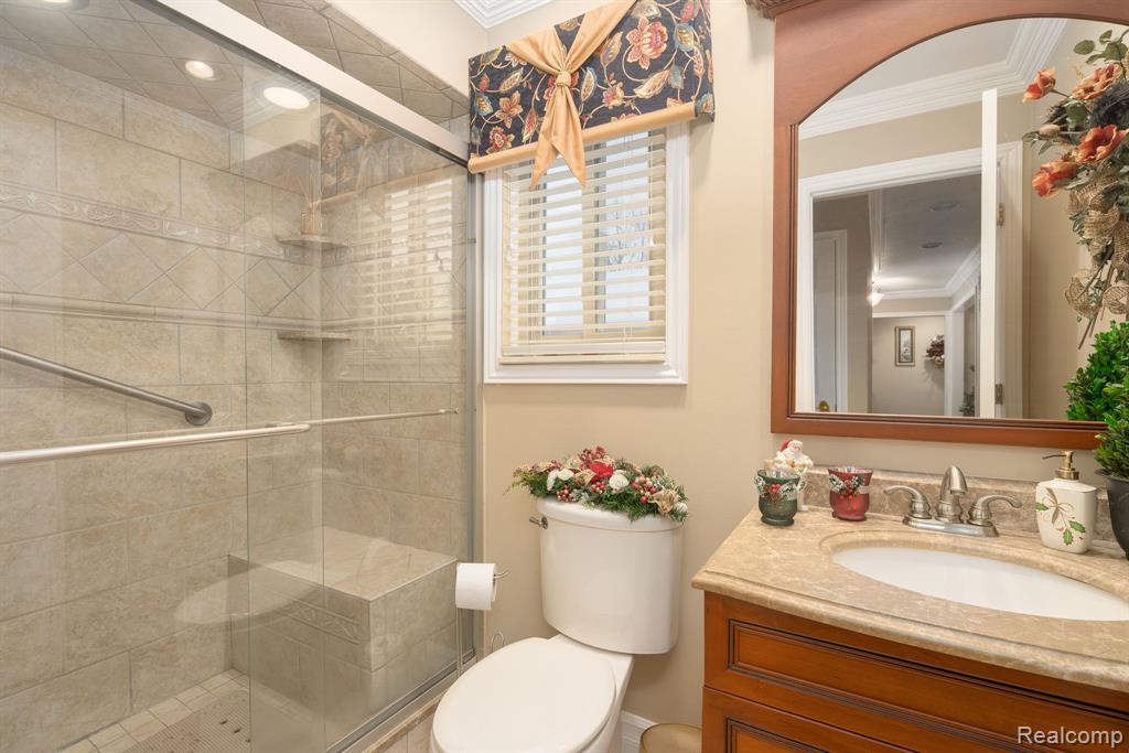 2238 Flanders Drive Rochester Hills, MI 48307 - Photo 12 of 30
