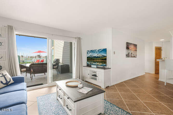 2901 Peninsula Road, Unit 132 Oxnard, CA 93035 - Photo 8 of 38 2901 Peninsula Rd 132 Oxnard-small-012-0