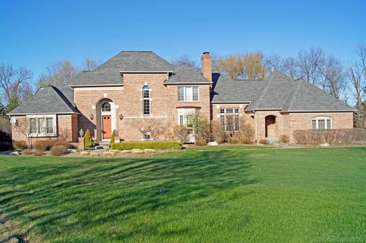 1812 Fox Run Rochester, MI 48306 - Photo 9 of 58 31241619-8.JPG