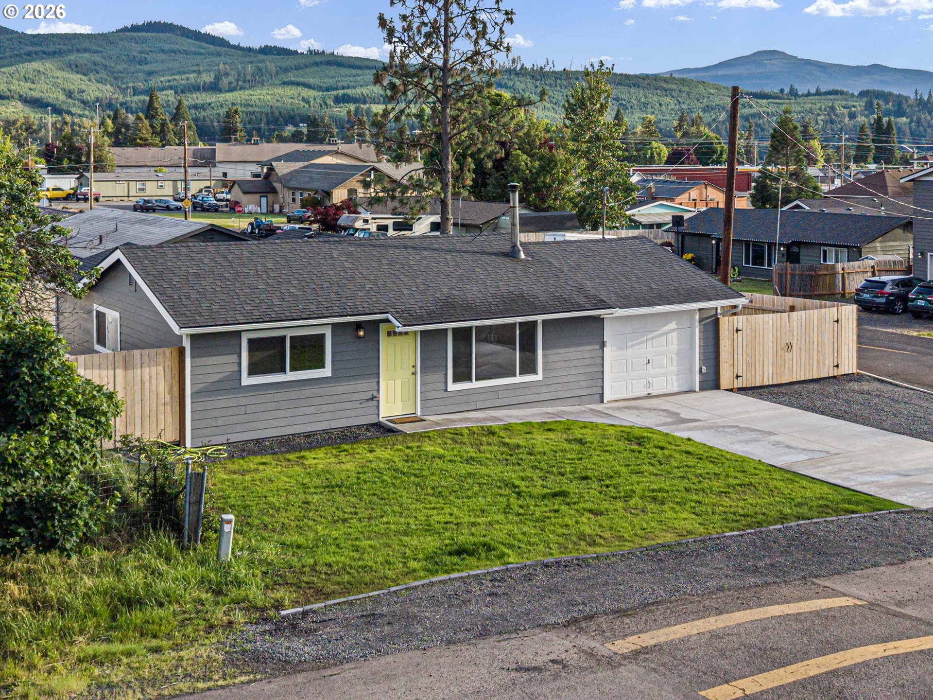 114 East 3rd Street Lowell, OR 97452 - Photo 30 of 31