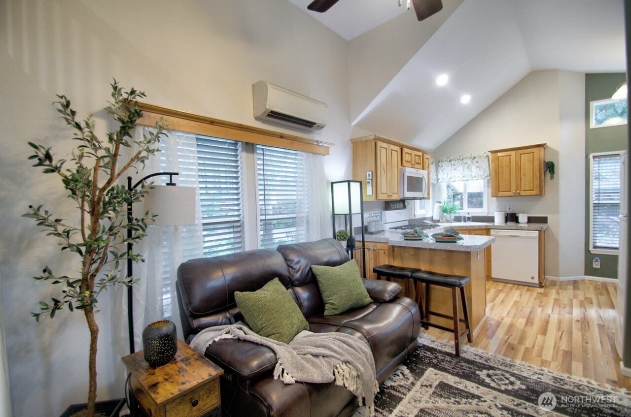 1546 Reservation Road Southeast, Unit 129 Olympia, WA 98513 - Photo 4 of 38