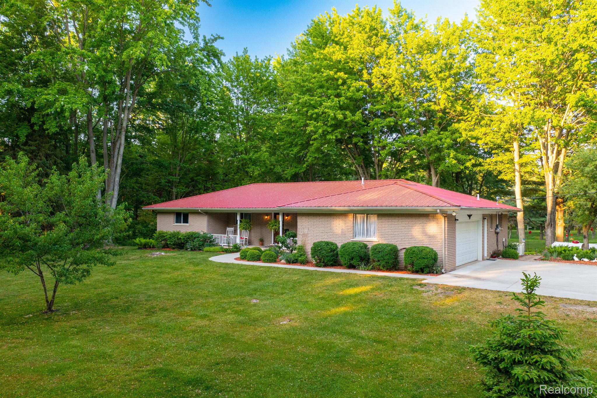 4317 South Lake George Road Dryden, MI 48428 - Photo 3 of 55 Gallery Image 3