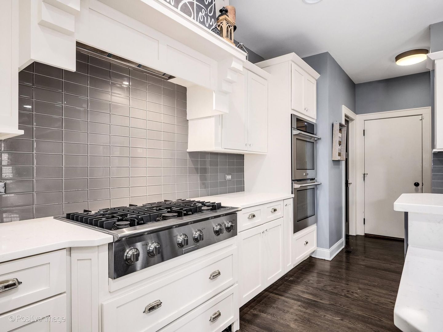 549 West 3rd Street Elmhurst, IL 60126 - Photo 12 of 35