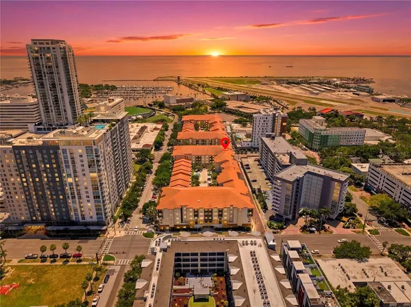 $564,900 | 200 4th Avenue South, Unit 410, St. Petersburg, FL 33701