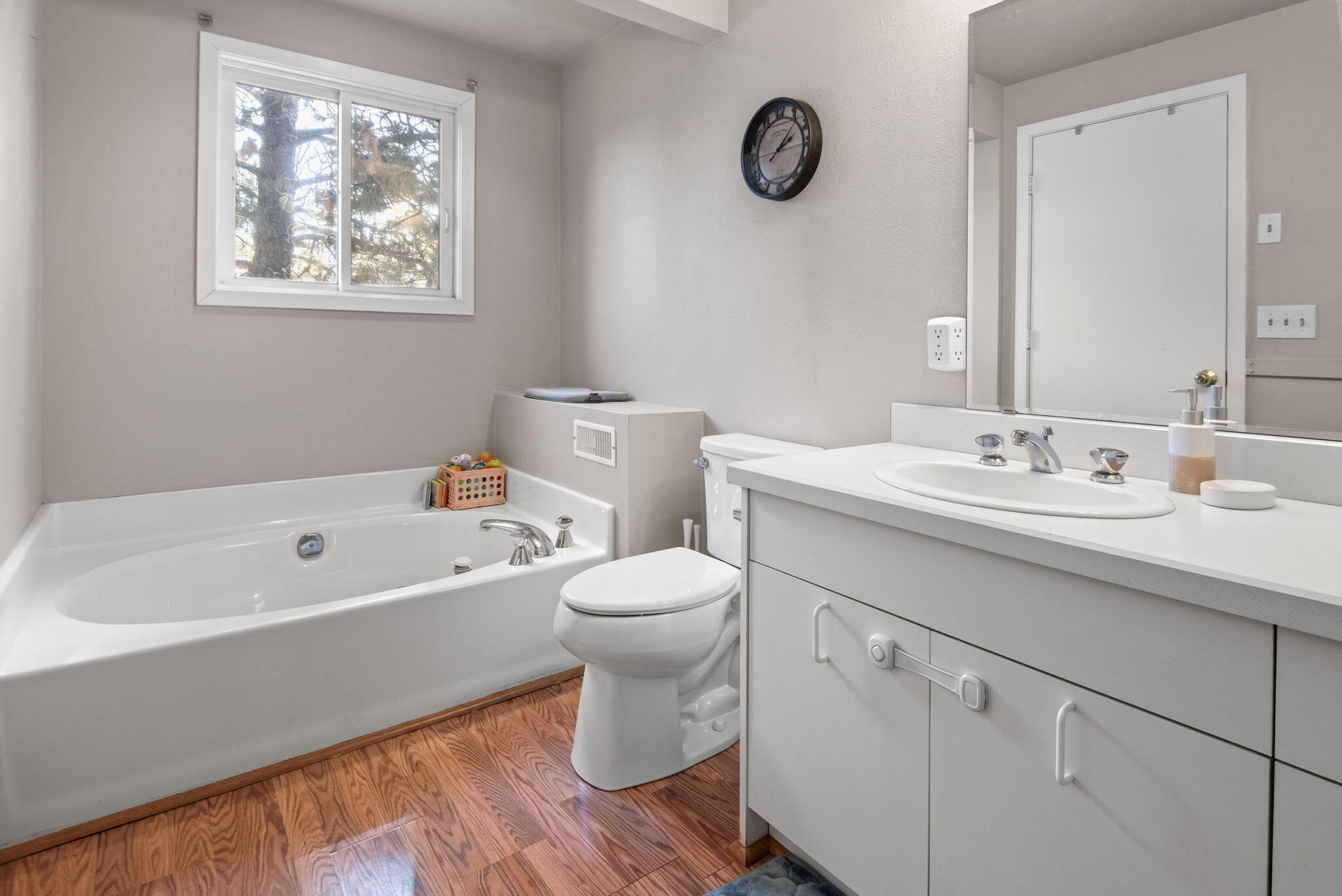 1050 Northeast Butler Market Road, Unit 9 Bend, OR 97701 - Photo 20 of 28 20