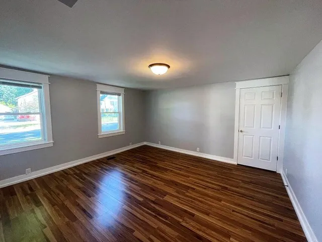 $1,499 | 212 East Washington Street, Unit LOWR, Delavan, WI 53115