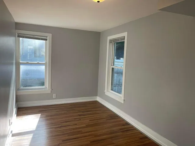 $1,499 | 212 East Washington Street, Unit LOWR, Delavan, WI 53115