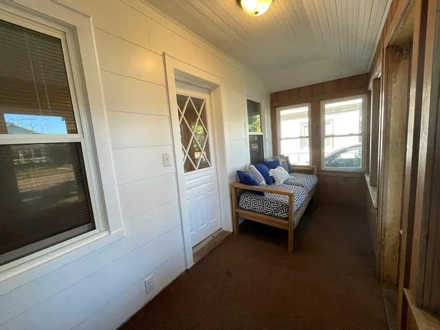 $1,499 | 212 East Washington Street, Unit LOWR, Delavan, WI 53115