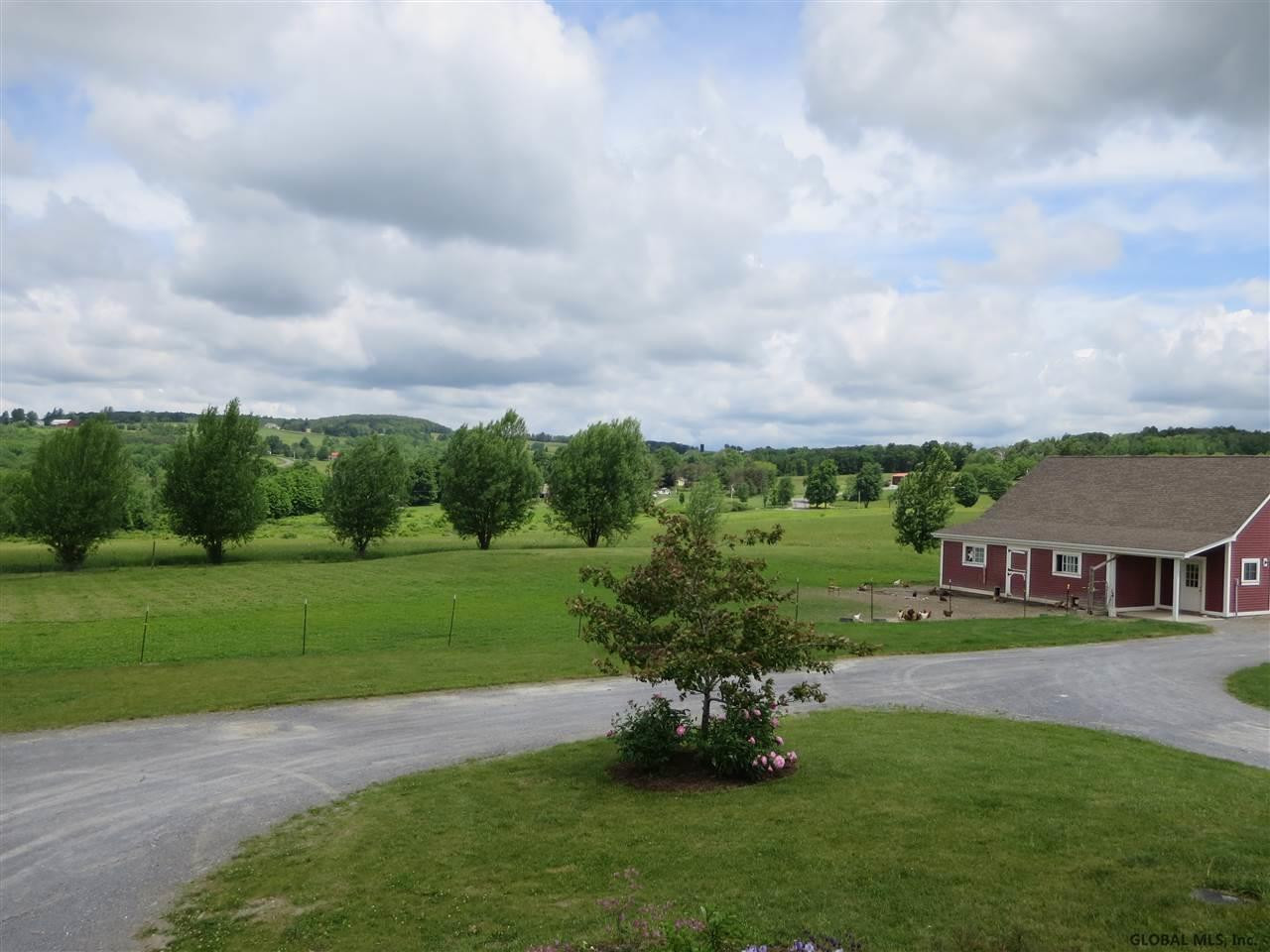 27 Bayer Road Hoosick Falls, NY 12090 - Photo 4 of 25 Photo 4