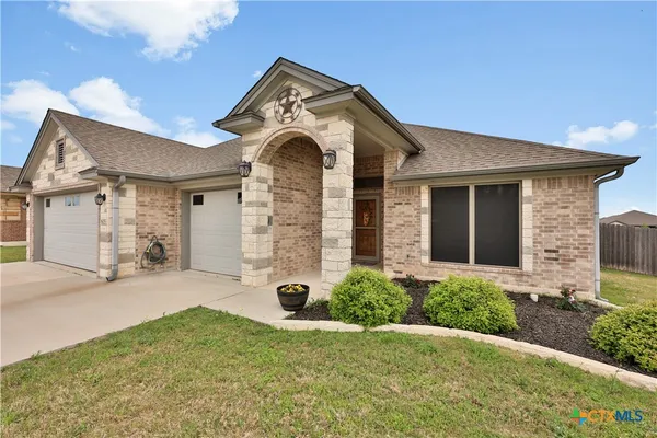$385,000 | 605 Willow Drive, Troy, TX 76579