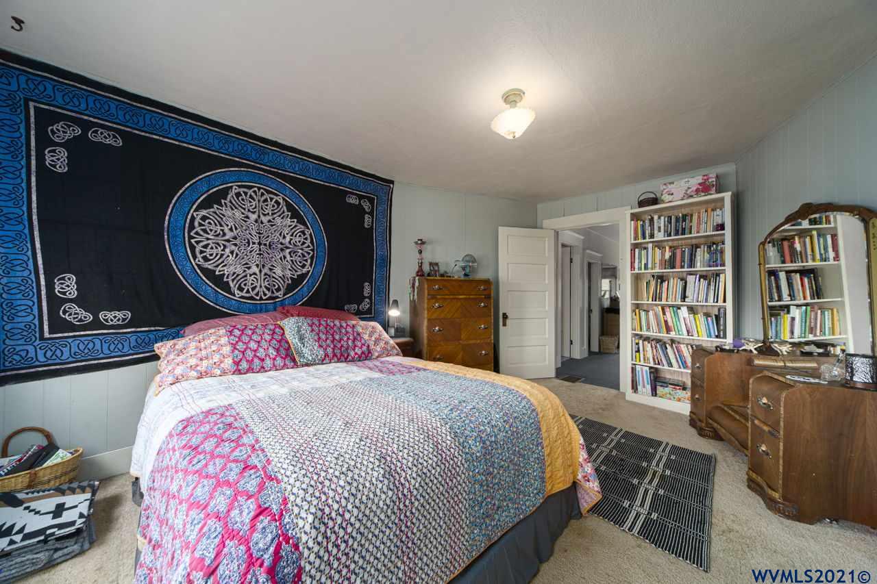 573 Southwest Levens Street Dallas, OR 97338 - Photo 28 of 42 Gallery Image 28