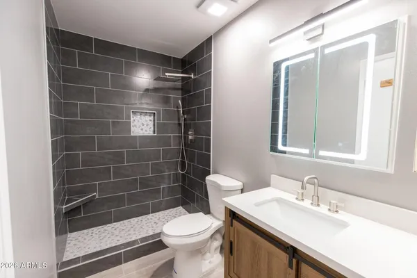 $4,495 | 1224 East Campus Drive, Tempe, AZ 85282