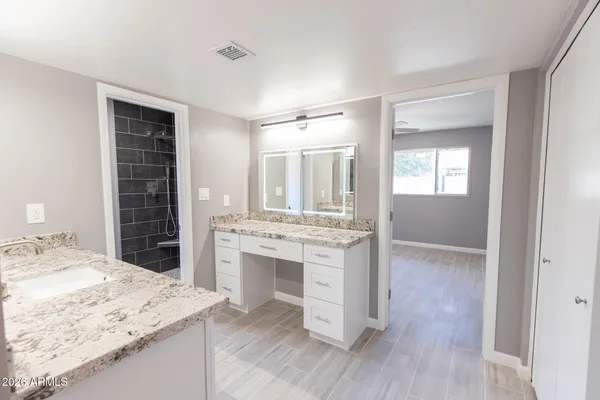 $4,995 | 1224 East Campus Drive, Tempe, AZ 85282