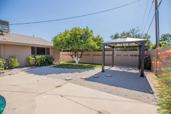 $4,495 | 1224 East Campus Drive, Tempe, AZ 85282