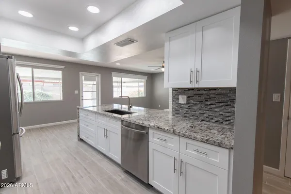 $4,995 | 1224 East Campus Drive, Tempe, AZ 85282