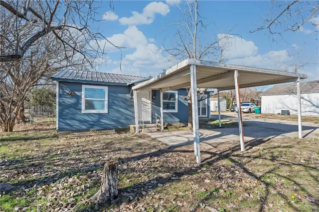 $197,000 | 904 Robinson Drive, Robinson, TX 76706