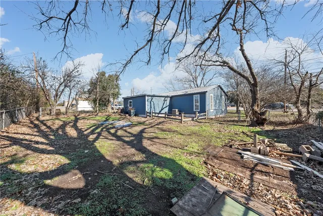 $197,000 | 904 Robinson Drive, Robinson, TX 76706