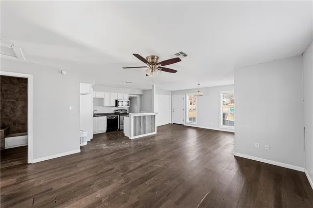 $197,000 | 904 Robinson Drive, Robinson, TX 76706