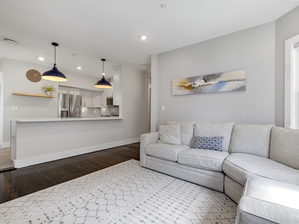 27 Parkton Road, Unit 1 Boston, MA 02130 - Photo 4 of 22
