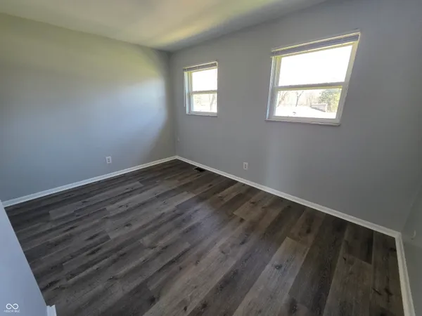 $950 | 6262 Eastridge Drive, Unit 202, Indianapolis, IN 46219