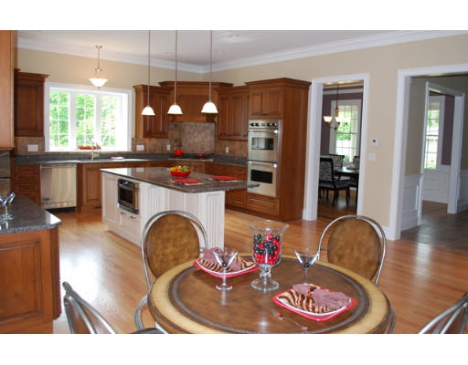 118 Page Road Bedford, MA 01730 - Photo 6 of 14 Gallery Image 6