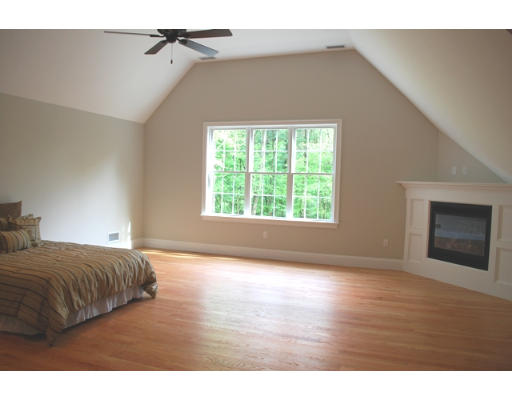 118 Page Road Bedford, MA 01730 - Photo 8 of 14 Gallery Image 8