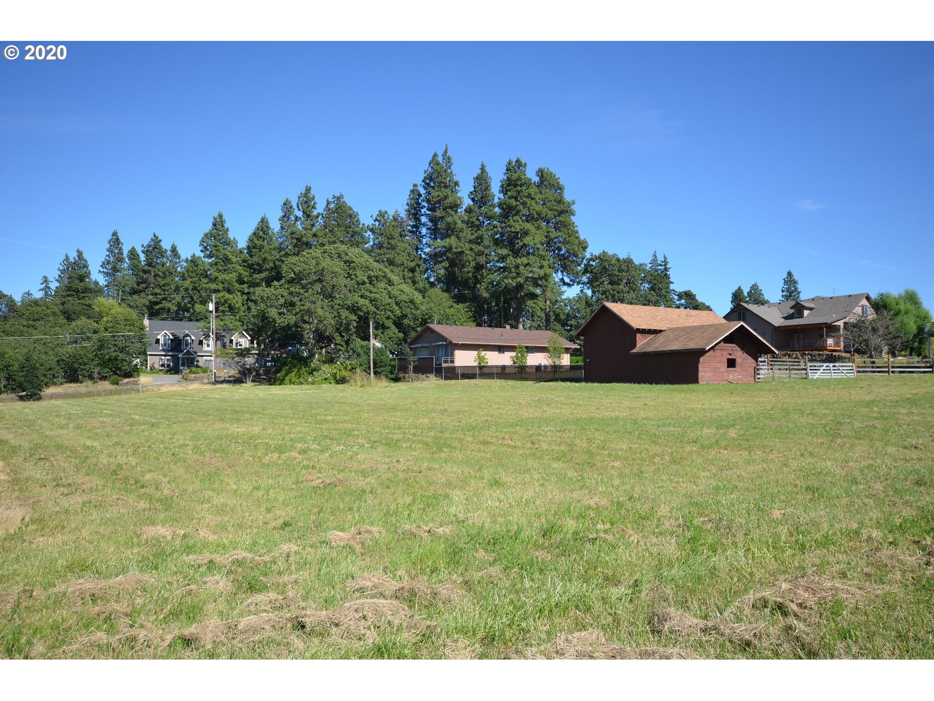 600 Rocky Road Hood River, OR 97031 - Photo 22 of 24 Gallery Image 22