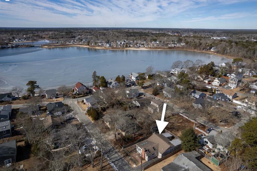 12 Wellington Road Onset, MA 02558 - Photo 1 of 37 Gallery Image 1