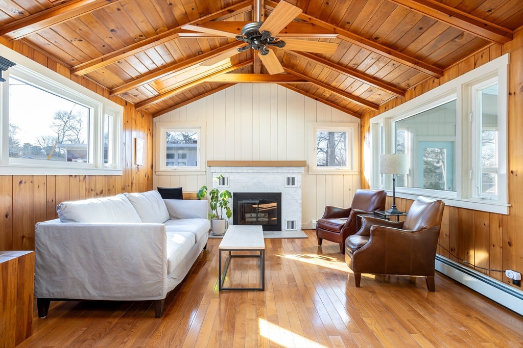 12 Wellington Road Onset, MA 02558 - Photo 7 of 37 Gallery Image 7