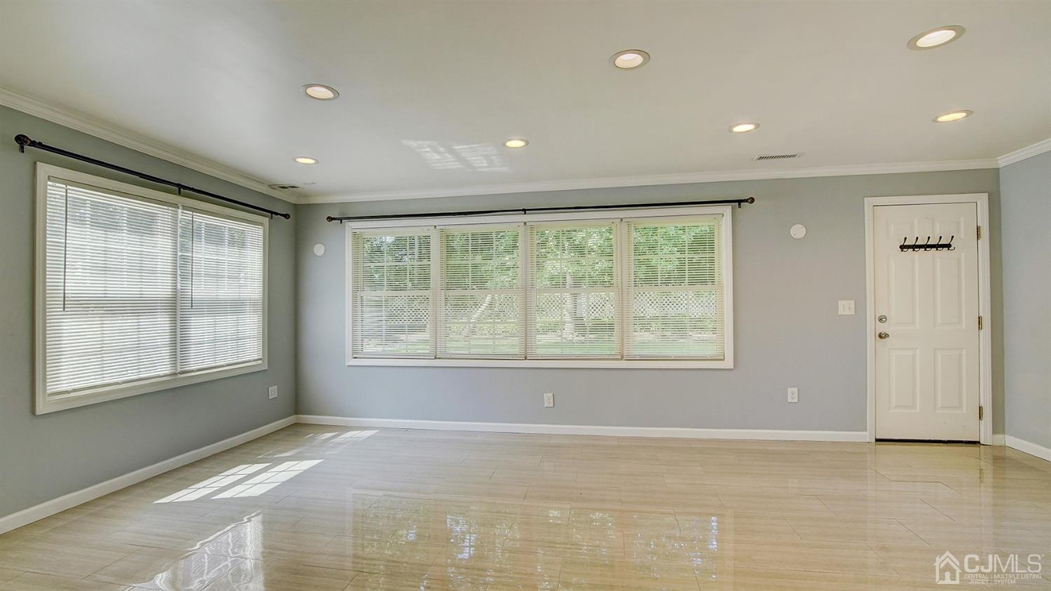 10 Melville Road Edison, NJ 08817 - Photo 21 of 32 a view of an empty room with a window