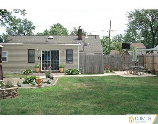 57 Walnut Street Edison, NJ 08817 - Photo 24 of 25 Gallery Image 24