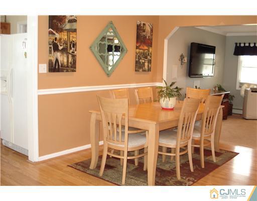 57 Walnut Street Edison, NJ 08817 - Photo 7 of 25 Gallery Image 7