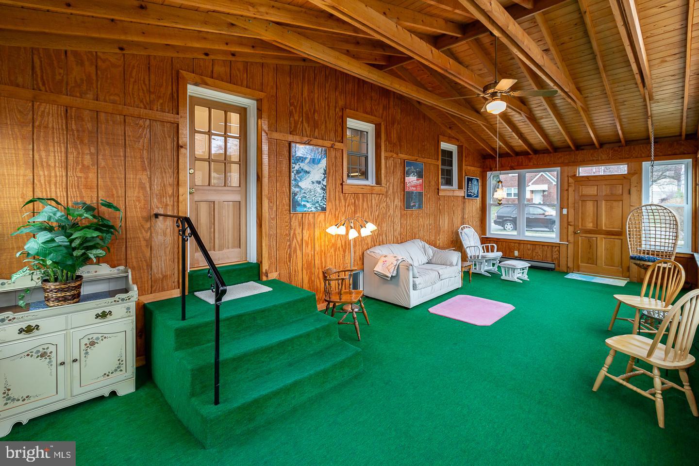 2717 Prescott Road Havertown, PA 19083 - Photo 18 of 49 a backyard of a house with seating space