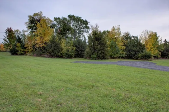 $220,000 | 6 Landing Lane, Grand Isle, VT 05458