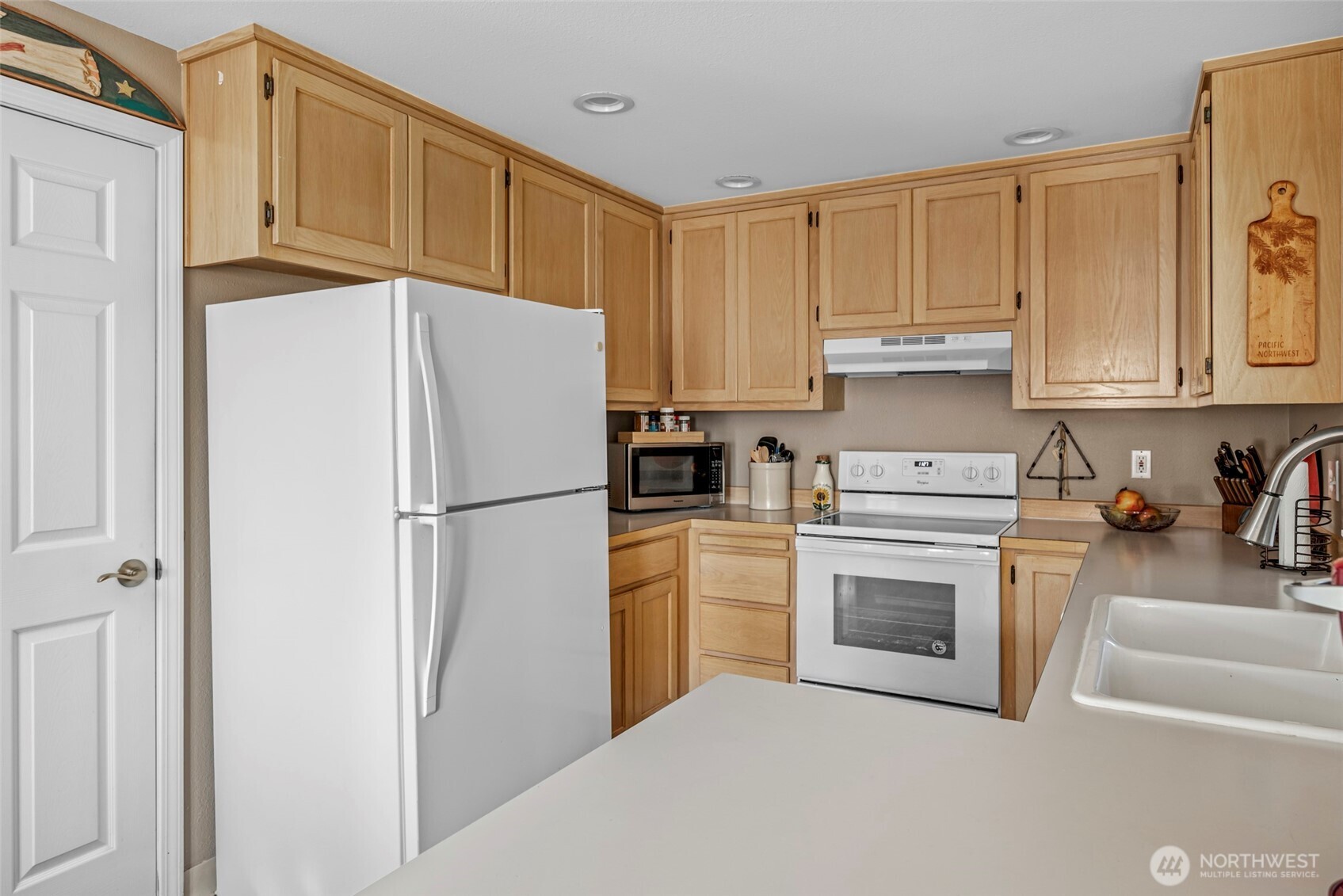 713 North Reed Street Sedro-Woolley, WA 98284 - Photo 8 of 31 Gallery Image 8