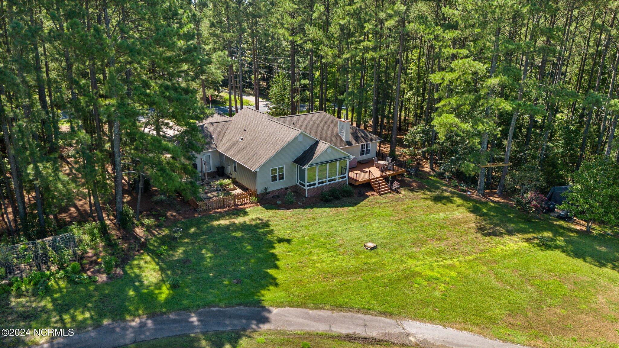 4066 Niagara Carthage Road Whispering Pines, NC 28327 - Photo 10 of 47 10-web-or-mls-DJI_20240814112658_0150_D