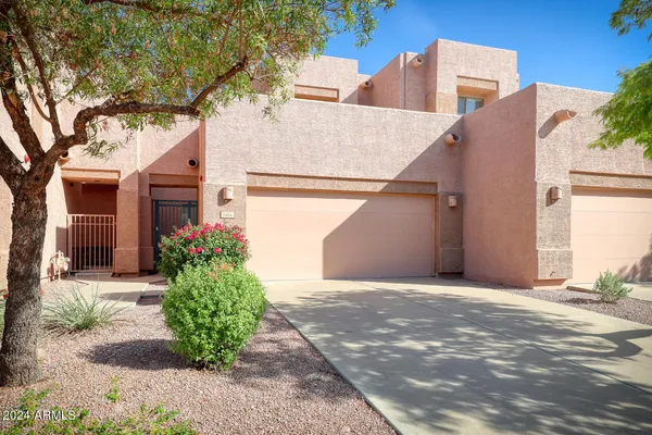 $429,900 | 1404 West Weatherby Way, Chandler, AZ 85286