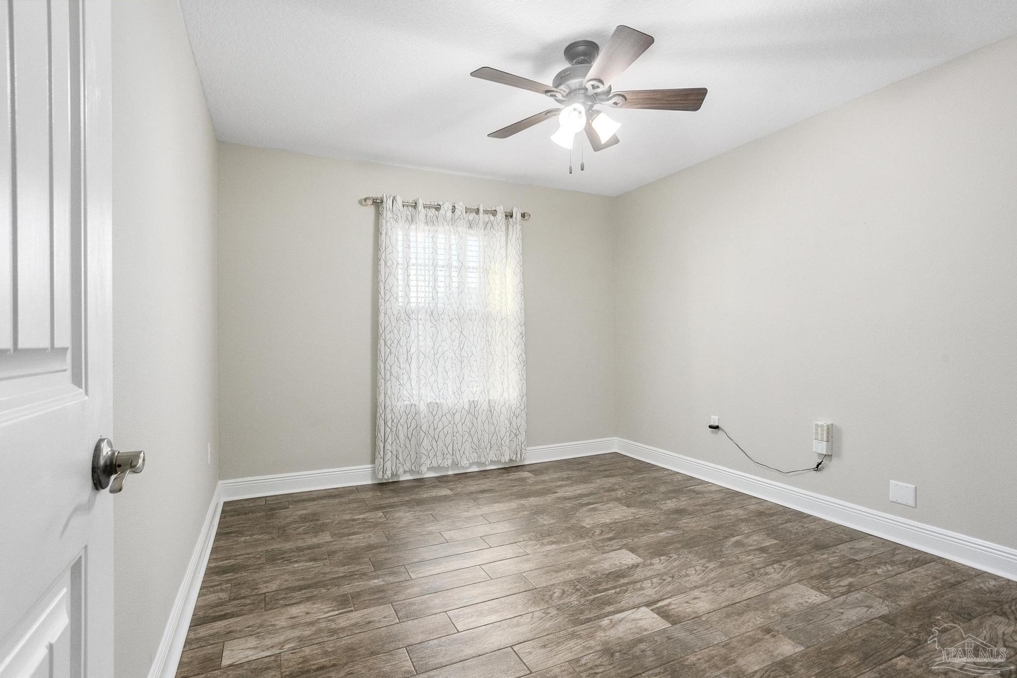 4817 Perspective Drive Milton, FL 32570 - Photo 21 of 50