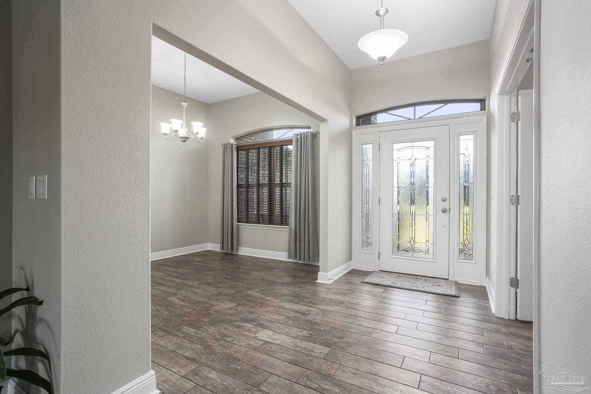 4817 Perspective Drive Milton, FL 32570 - Photo 7 of 50