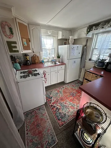 $1,800 | 969 Plymouth Street, Unit 5, Abington, MA 02351