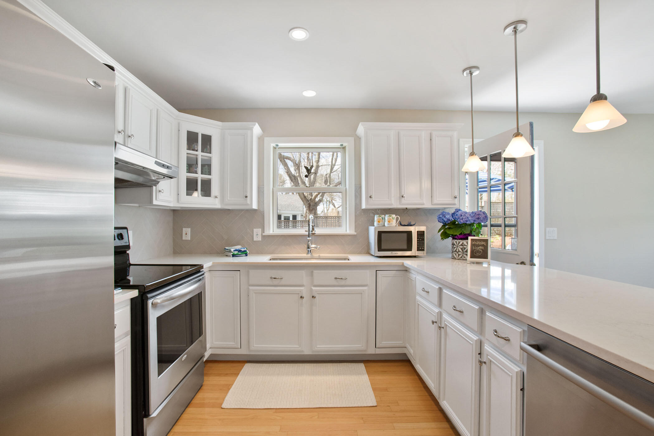 39 Drakes Island Road Wells, ME 04090 - Photo 10 of 44 Kitchen