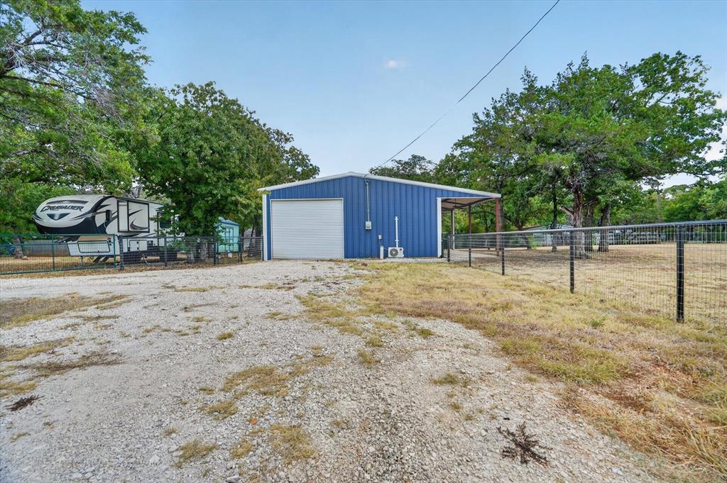 237 Live Oak Loop Whitney, TX 76692 - Photo 15 of 40 Gallery Image 15