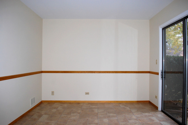 637 Bryce Trail Roselle, IL 60172 - Photo 3 of 13