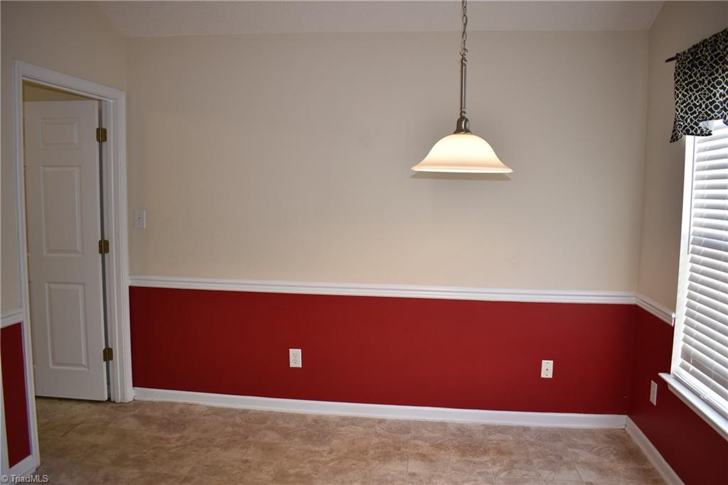 4708 Ridgefall Road Greensboro, NC 27410 - Photo 3 of 10