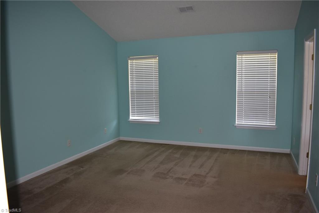 4708 Ridgefall Road Greensboro, NC 27410 - Photo 5 of 10